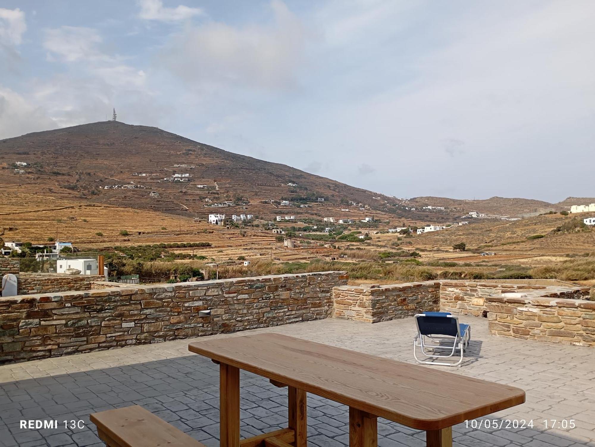 Sea Melody Tinos 3 *